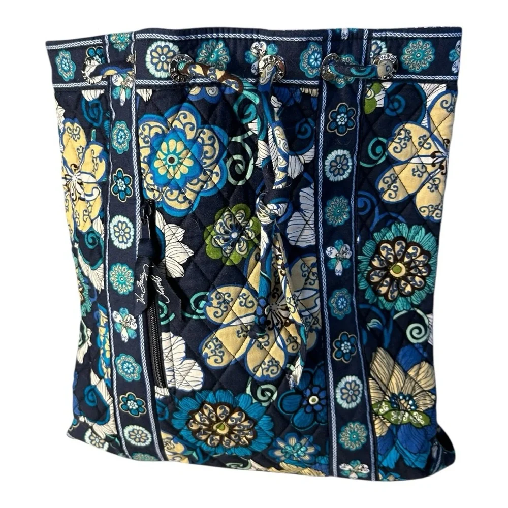 Vera Bradley Mod Blue Floral 100% Quilted Cotton Drawstring Backpack Bag Large - Picture 1 of 9